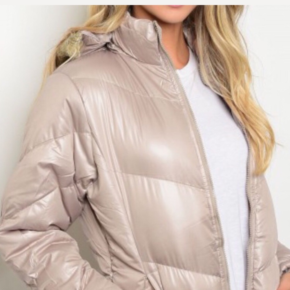 ✨HP✨PUFFER JACKET WITH DETACHABLE FUR TRIMMED HOOD - Picture 5 of 6